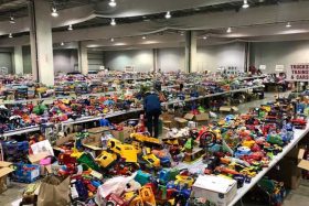 Donate toys for Christmas